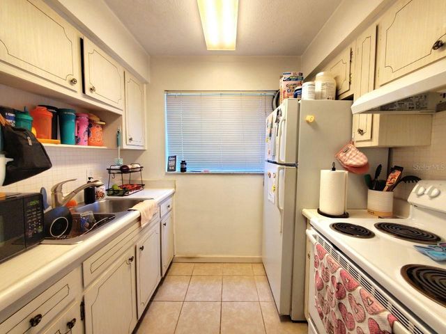 2344 SHELLEY STREET 8, Clearwater, FL 33765