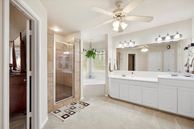 1025 Oak Hollow Lane, Combine, TX 75159