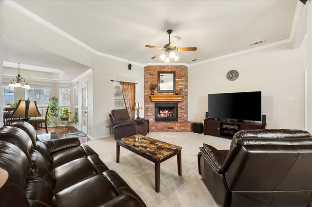 1025 Oak Hollow Lane, Combine, TX 75159