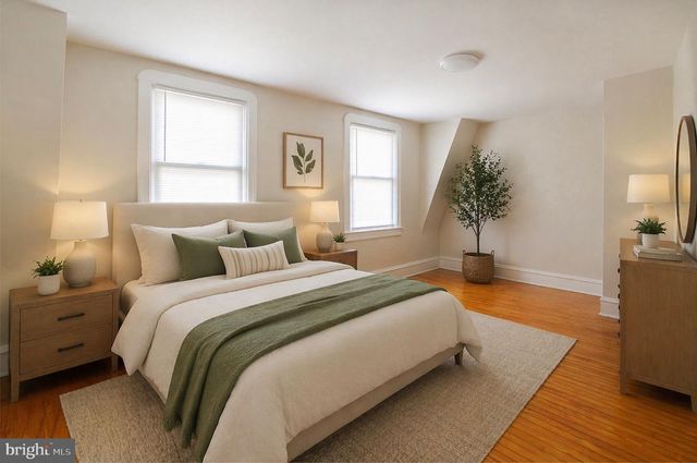 562 MILLBANK RD, Upper Darby, PA 19082