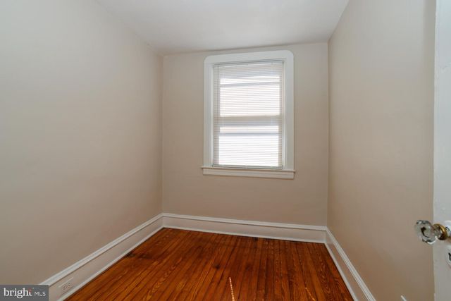562 MILLBANK RD, Upper Darby, PA 19082