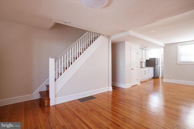 562 MILLBANK RD, Upper Darby, PA 19082