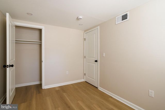 562 MILLBANK RD, Upper Darby, PA 19082