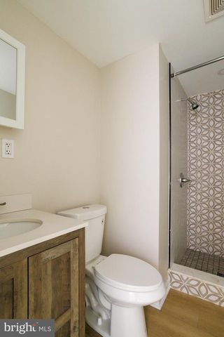 562 MILLBANK RD, Upper Darby, PA 19082