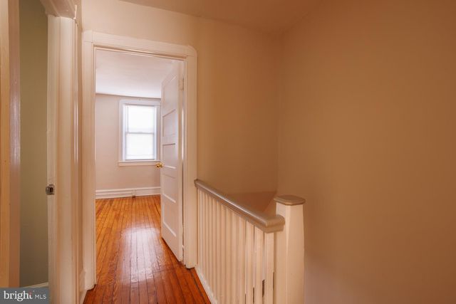 562 MILLBANK RD, Upper Darby, PA 19082