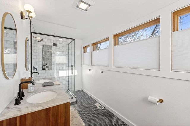 5609 Winnequah Trail, Monona, WI 53716