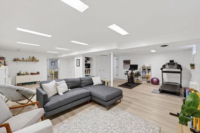 5609 Winnequah Trail, Monona, WI 53716