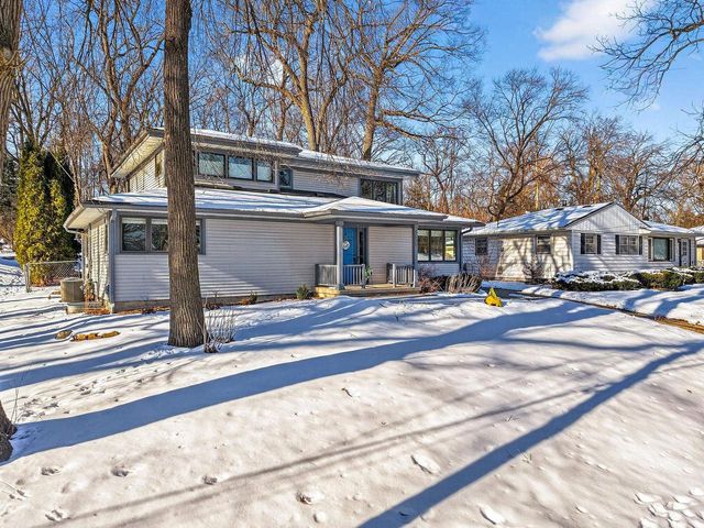 5609 Winnequah Trail, Monona, WI 53716