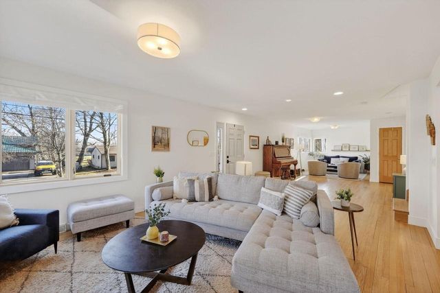 5609 Winnequah Trail, Monona, WI 53716