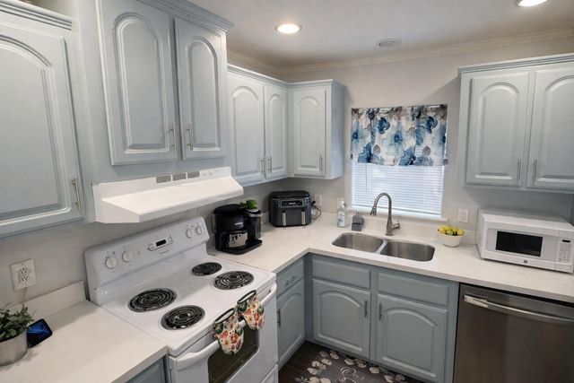 21411 Berry Ridge Lane, Tomball, TX 77375