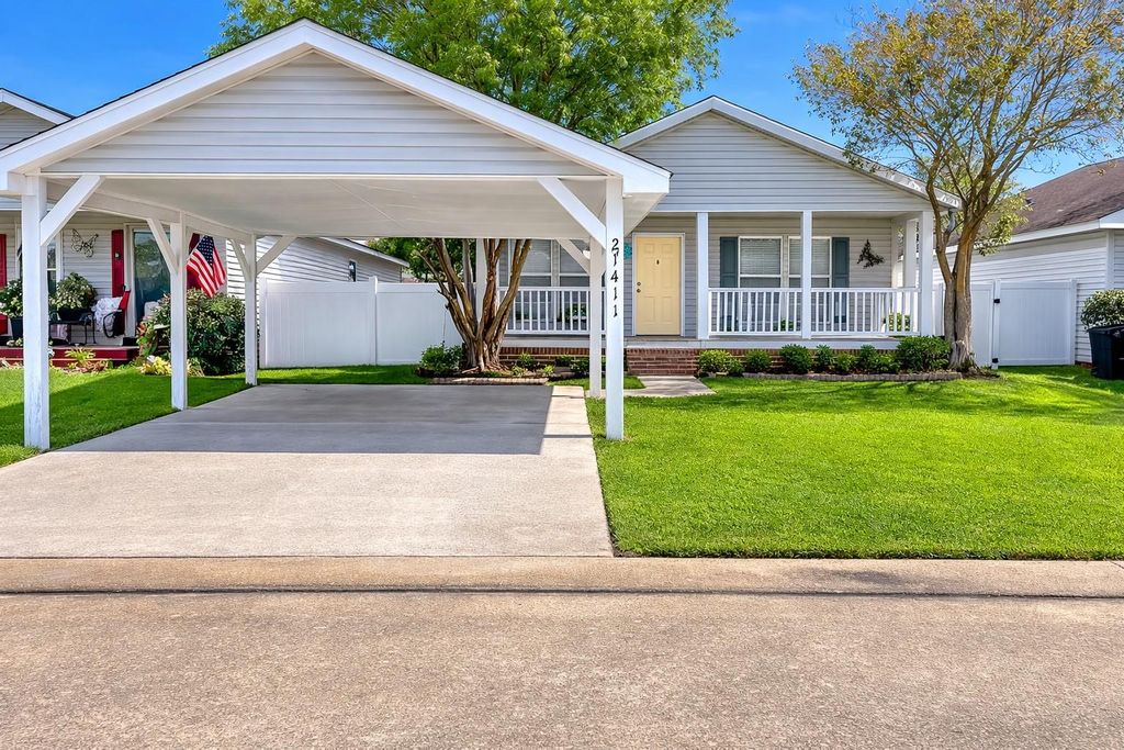 21411 Berry Ridge Lane, Tomball, TX 77375