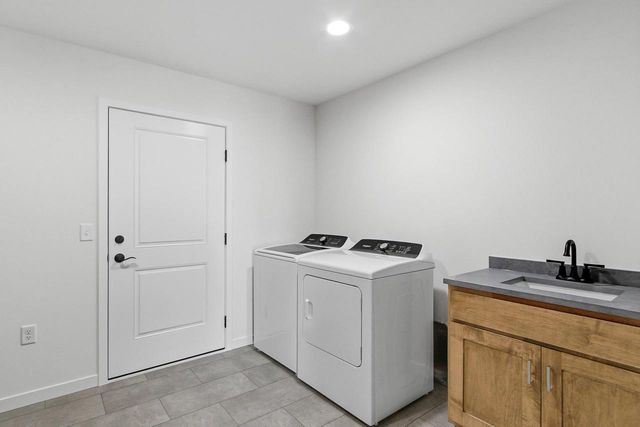 422 Eisenhower Street, Baraboo, WI 53913