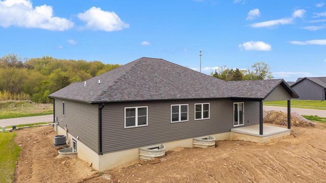 422 Eisenhower Street, Baraboo, WI 53913