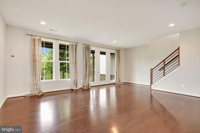 23094 SULLIVANS COVE SQ, Brambleton, VA 20148