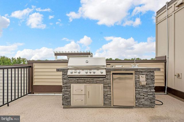 23094 SULLIVANS COVE SQ, Brambleton, VA 20148