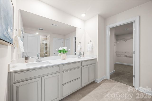 1041 Amberley Crossing Drive, Belmont, NC 28012