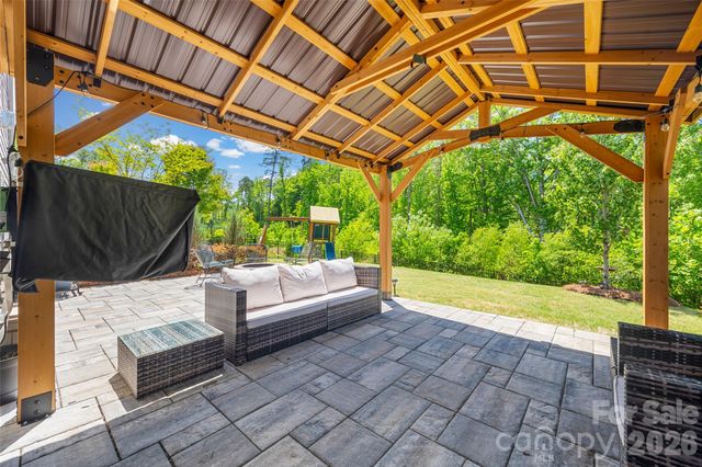 1041 Amberley Crossing Drive, Belmont, NC 28012