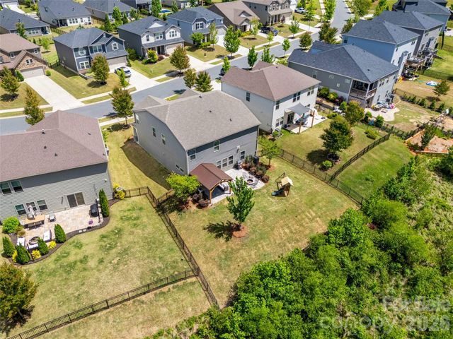 1041 Amberley Crossing Drive, Belmont, NC 28012