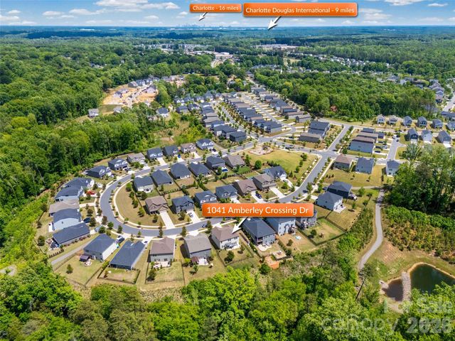 1041 Amberley Crossing Drive, Belmont, NC 28012