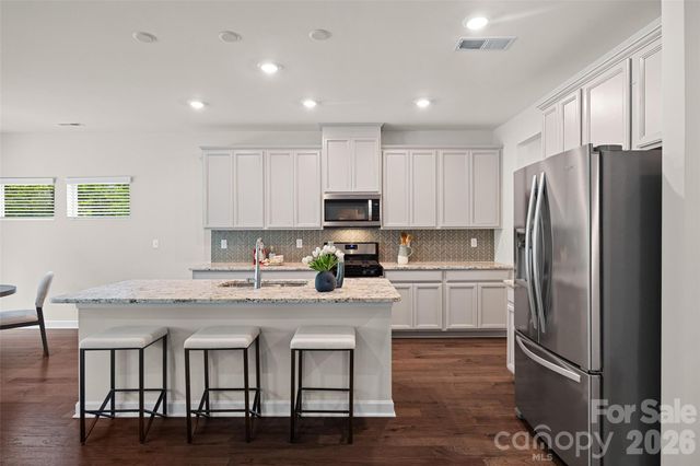 1041 Amberley Crossing Drive, Belmont, NC 28012