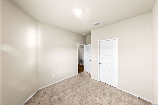 7663 Stud Dr., Elmendorf, TX 78112