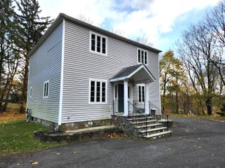 157 Ball Pond Road C, New Fairfield, CT 06812