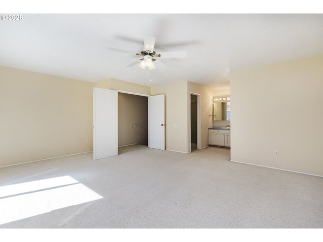 10480 Sw HIGHLAND Dr, Portland, OR 97224