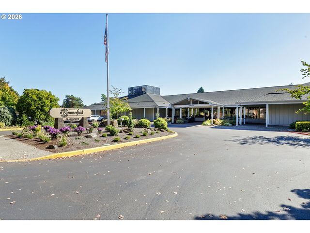 10480 Sw HIGHLAND Dr, Portland, OR 97224