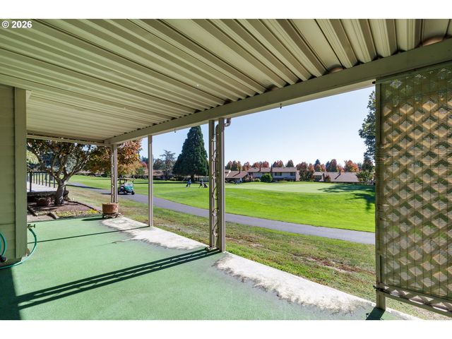 10480 Sw HIGHLAND Dr, Portland, OR 97224