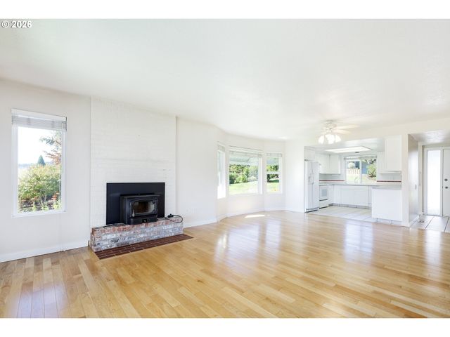 10480 Sw HIGHLAND Dr, Portland, OR 97224