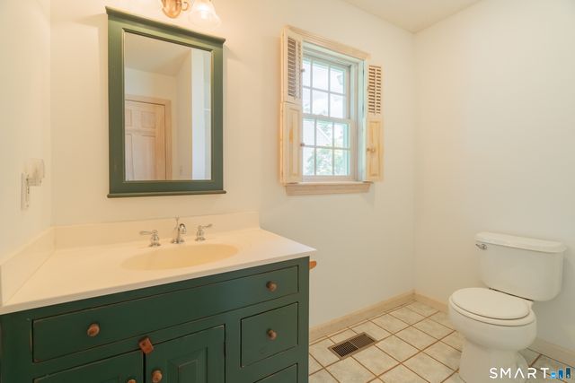 350 Joyce Road, Hamden, CT 06518