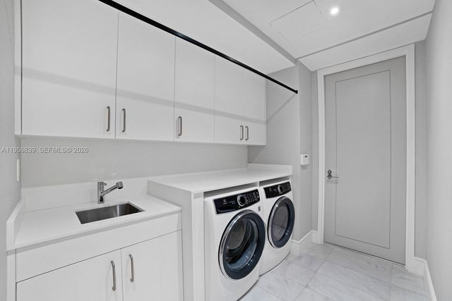 17975 Collins Ave N701, Sunny Isles Beach, FL 33160