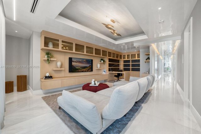 17975 Collins Ave N701, Sunny Isles Beach, FL 33160