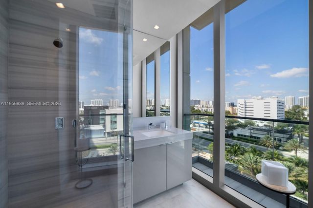 17975 Collins Ave N701, Sunny Isles Beach, FL 33160