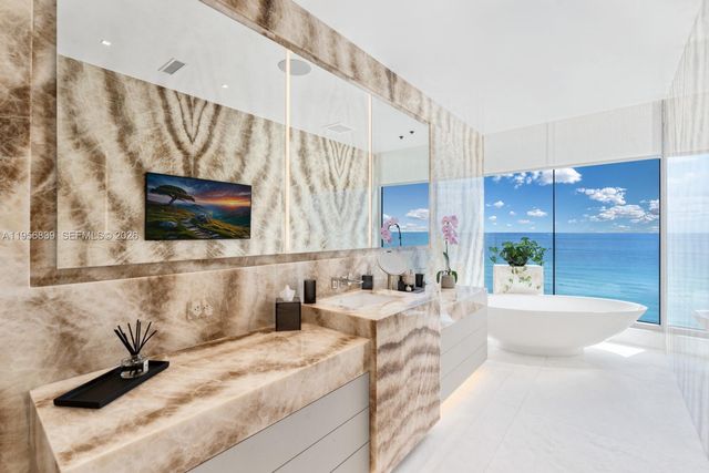 17975 Collins Ave N701, Sunny Isles Beach, FL 33160