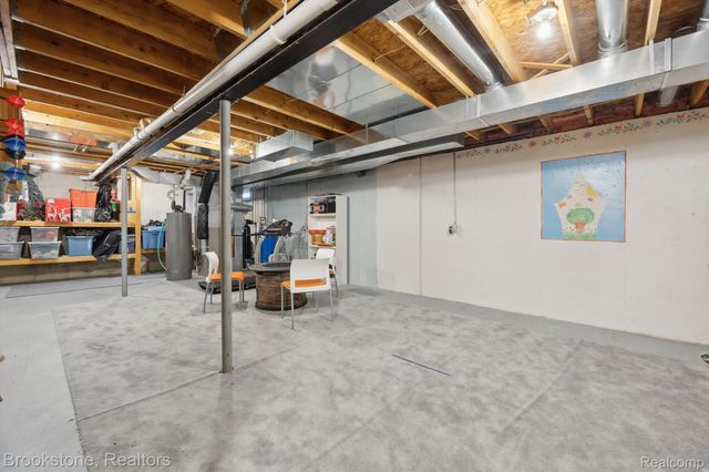 9297 6 Mile Road, Salem Township, MI 48168