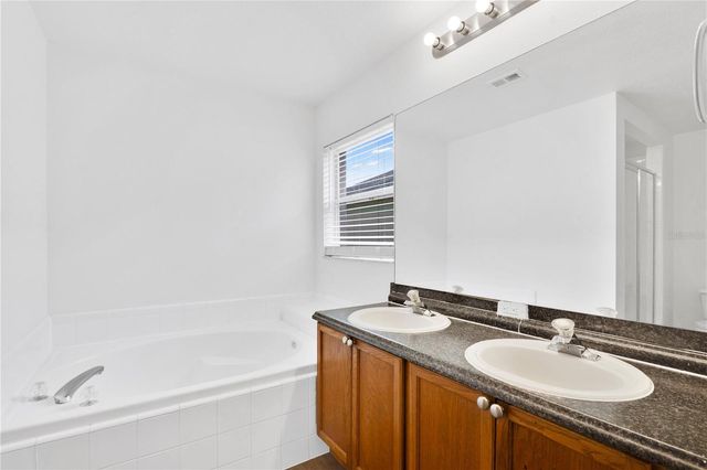 950 WOODSONG WAY, Clermont, FL 34714