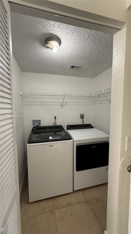 1453 Lake Crystal Dr H, West Palm Beach, FL 33411