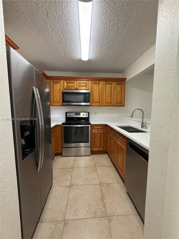 1453 Lake Crystal Dr H, West Palm Beach, FL 33411