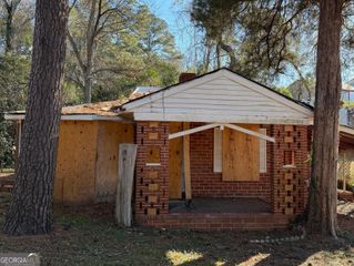 1154 Bartlett Street, Macon, GA 31204