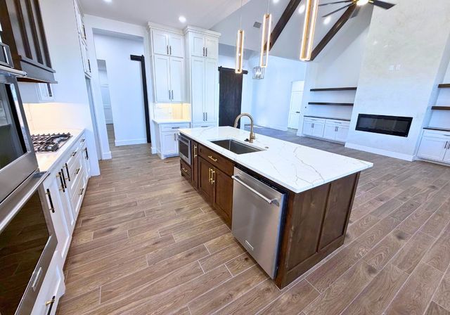 2101 S County Rd 1059, Midland, TX 79706