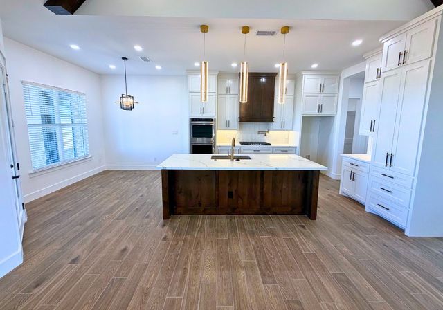 2101 S County Rd 1059, Midland, TX 79706