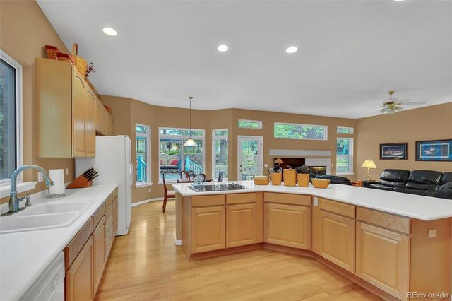 15805 W 63rd Avenue W, Arvada, CO 80403