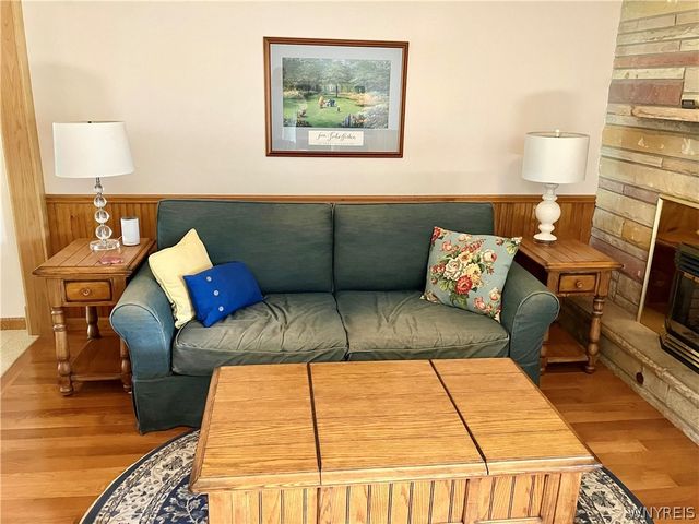 299 Hedstrom Drive, Amherst, NY 14226