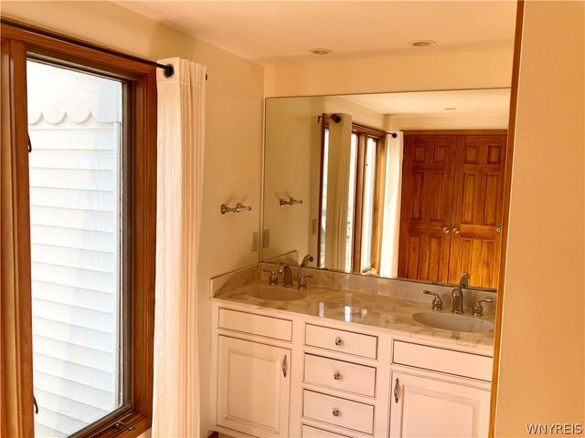 299 Hedstrom Drive, Amherst, NY 14226