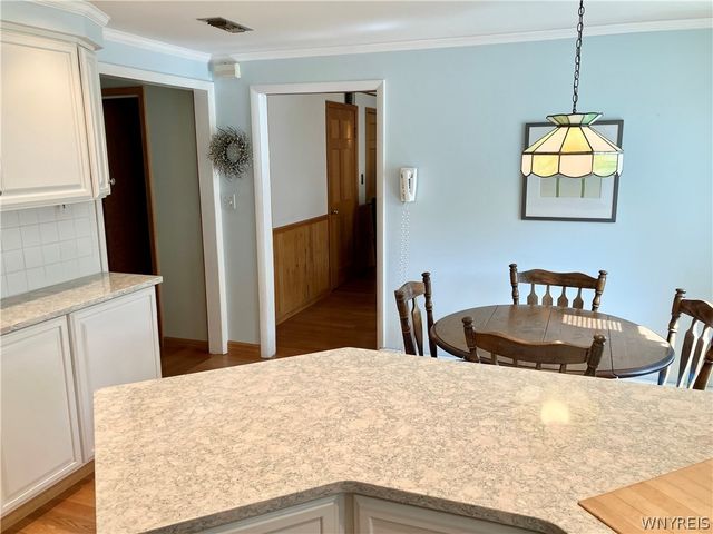 299 Hedstrom Drive, Amherst, NY 14226