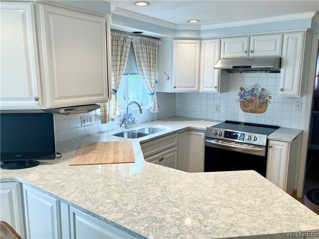 299 Hedstrom Drive, Amherst, NY 14226