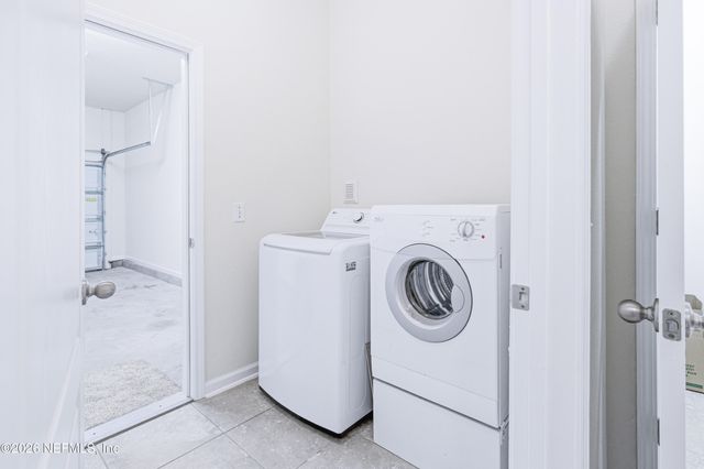 821 GOLDEN LAKE Loop, St. Johns, FL 32084