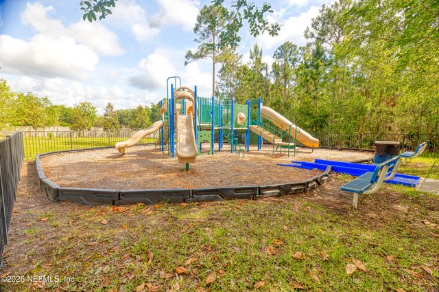 821 GOLDEN LAKE Loop, St. Johns, FL 32084