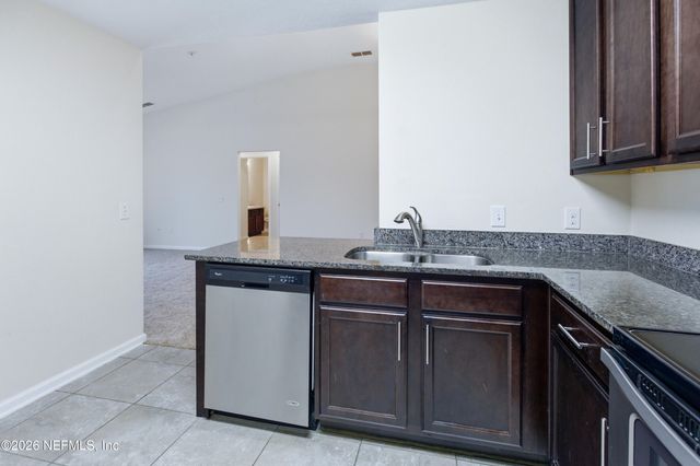 821 GOLDEN LAKE Loop, St. Johns, FL 32084